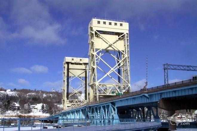 Photo by Dan Martinmaki