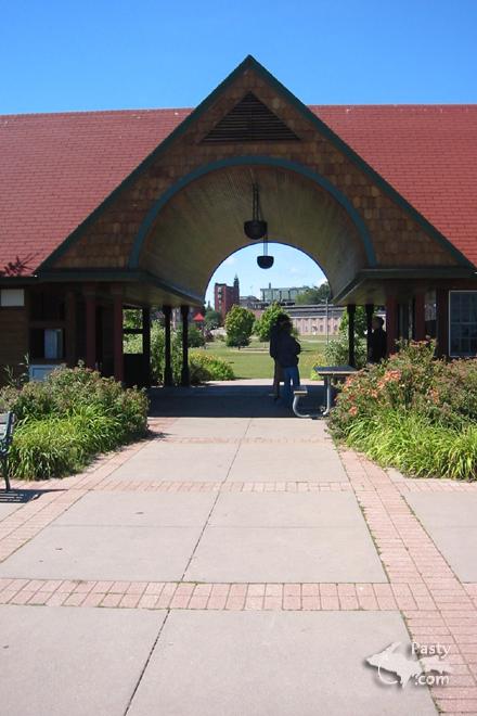 Photos by Danielle Mahoney