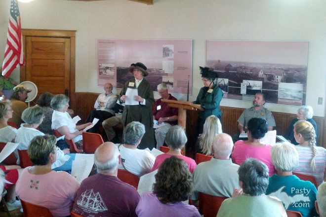 Photos by Charlie Hopper