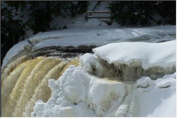 Tahquamenon Falls